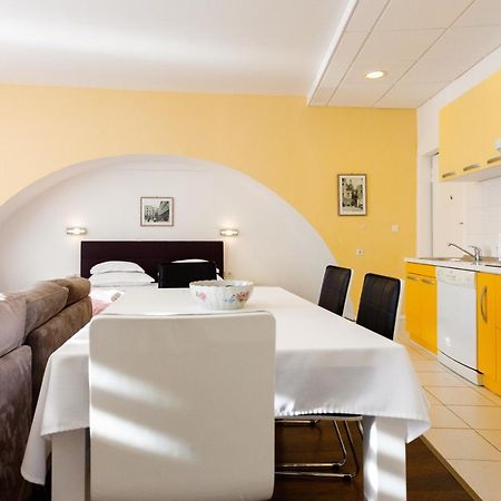 Apartments Fortezza Split Buitenkant foto
