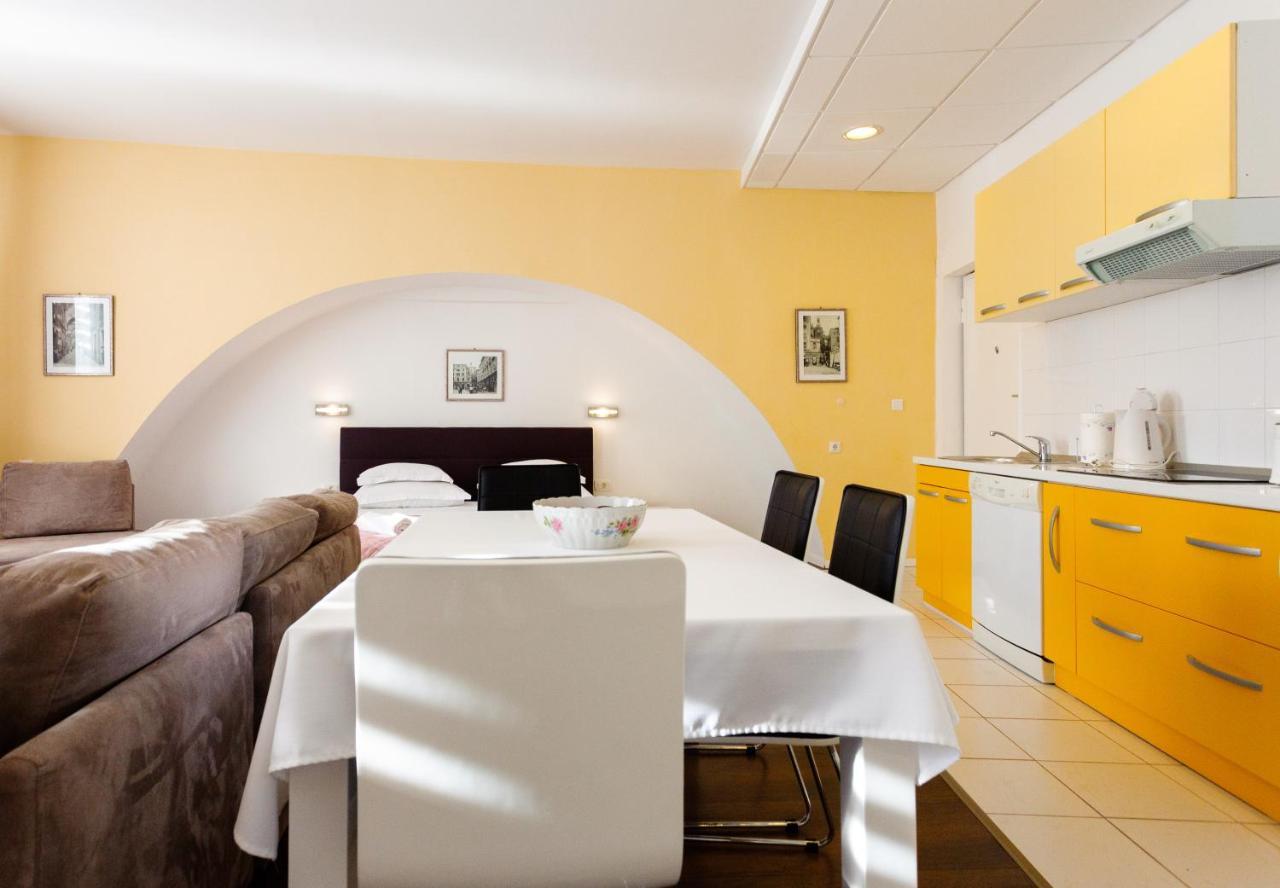 Apartments Fortezza Split Buitenkant foto