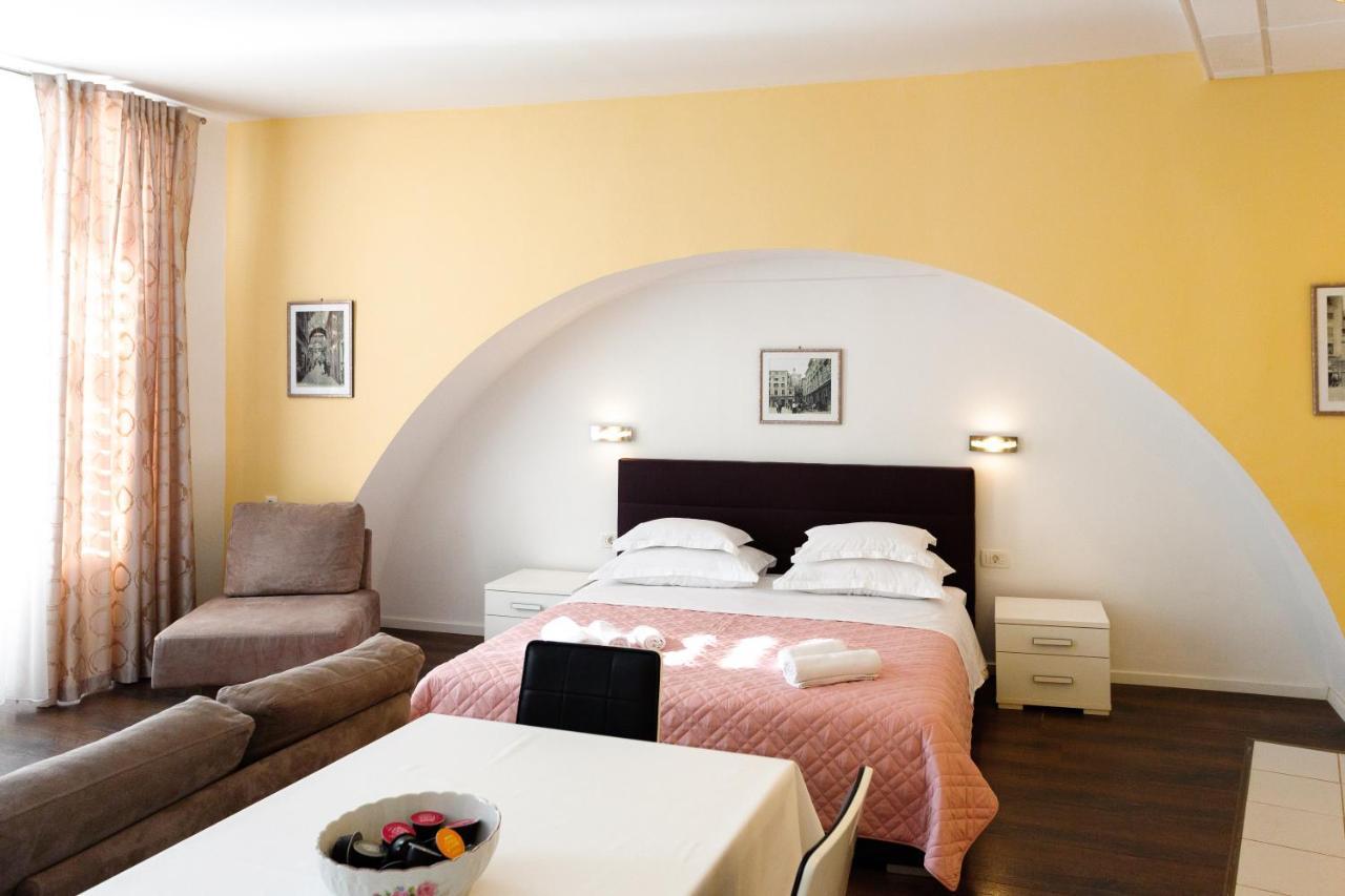 Apartments Fortezza Split Buitenkant foto
