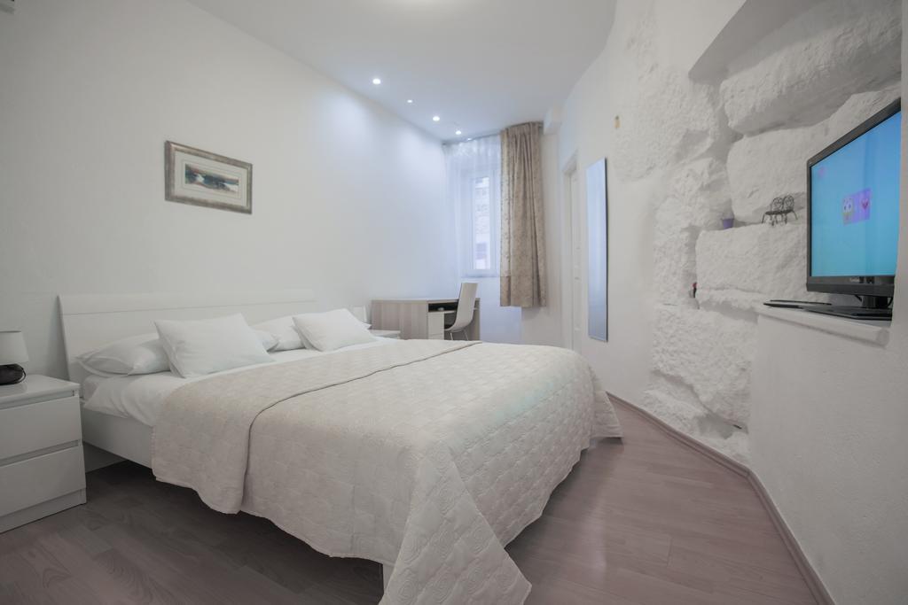 Apartments Fortezza Split Buitenkant foto